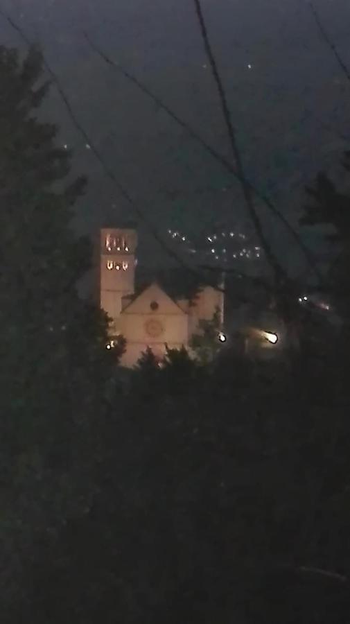 阿西西Casa Del Frate公寓 外观 照片